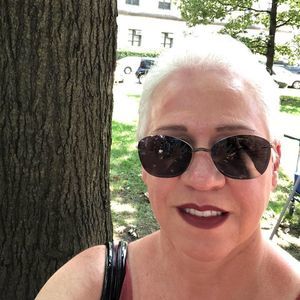 Meet your Posher, Cecilia